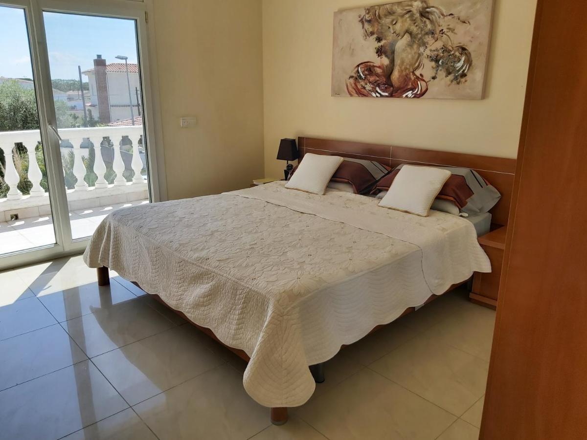 엠푸리아브라바 Casa Amb Piscina Privada 빌라 외부 사진